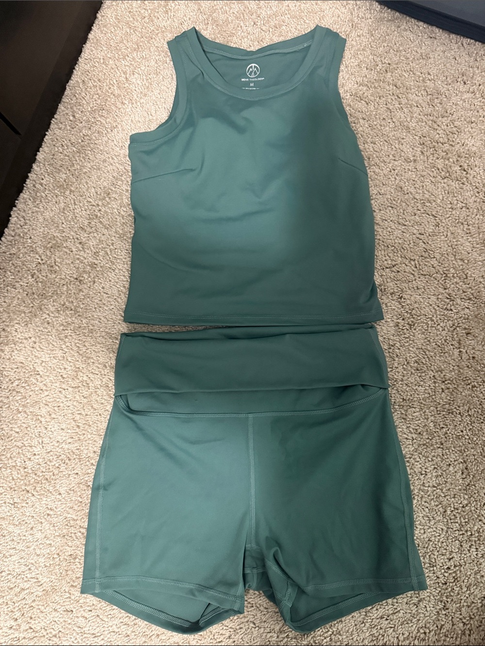 Move Theology Green Active Tank and Bike Shorts Set